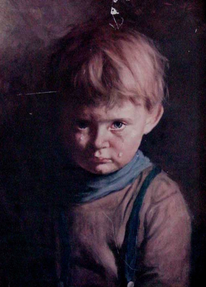 Bức tranh Cậu bé khóc bị nguyền rủa khiến cả nước Anh sợ hãi: Treo ở đâu là cháy ở đó trừ chính nó nhưng sự thật ẩn sau lại vô cùng kinh ngạc - Ảnh 2.