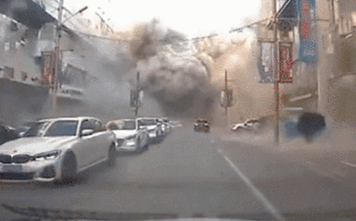 Nổ khí ga làm nát vụn một tòa nhà cao tầng, cả thành phố rung chấn kinh hoàng tại Trung Quốc