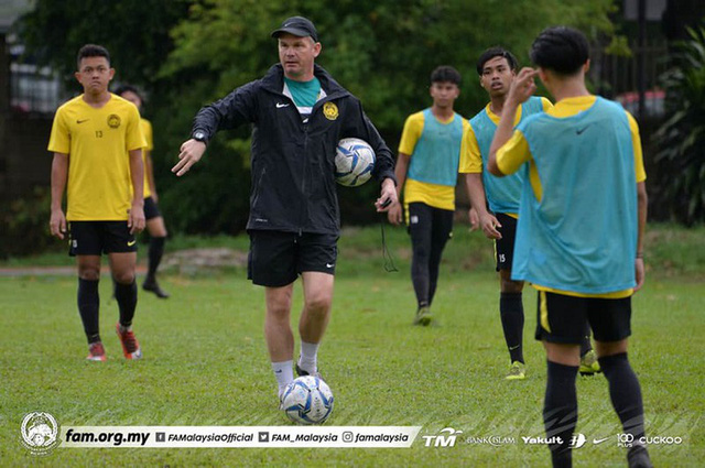 Đối thủ dính COVID-19, U23 Malaysia lo sốt vó - Ảnh 1.