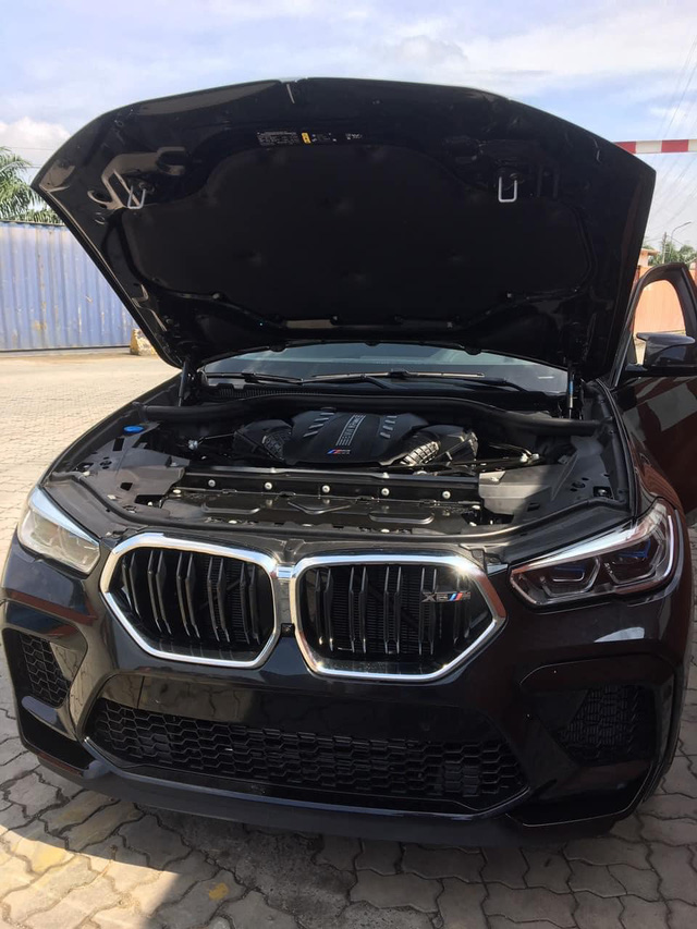 Khui công BMW X6 M 2021 đầu tiên Việt Nam: Bên ngoài đơn giản, bên trong mạnh ngang siêu xe - Ảnh 6.