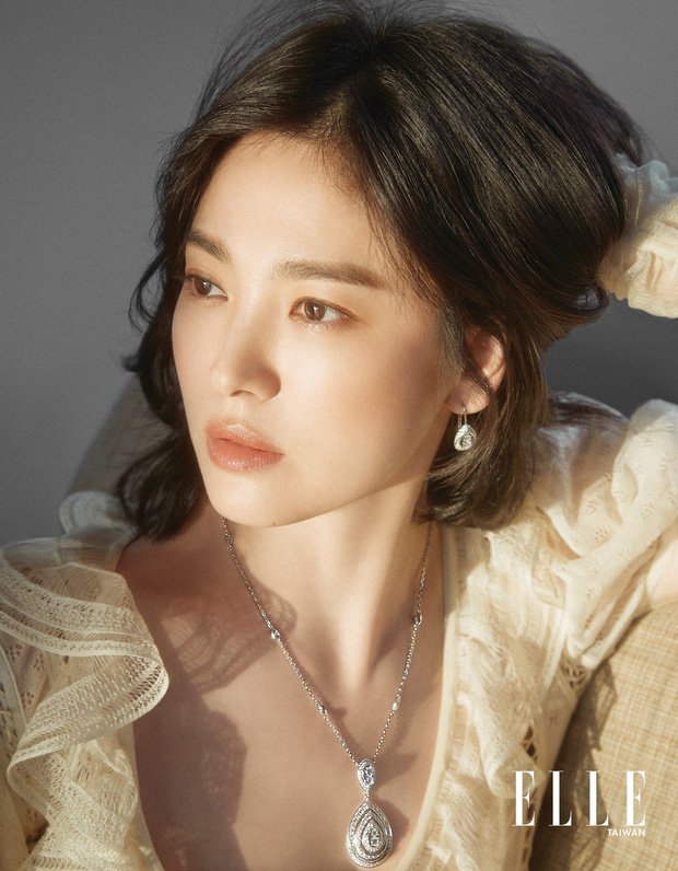 Vì sao Song Hye Kyo được tôn là đại mỹ nhân? Nhìn chùm ảnh 2 thập kỷ góc nghiêng bất biến và bộ phận chấp ảnh nhòe này đi! - Ảnh 7.