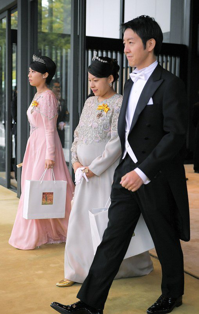 Ngắm đám cưới hoành tráng của loạt Công chúa Nhật gả đi trong vinh quang, chúc phúc: Nhìn sang Mako mà xót xa vì quá đỗi khác biệt! - Ảnh 15.