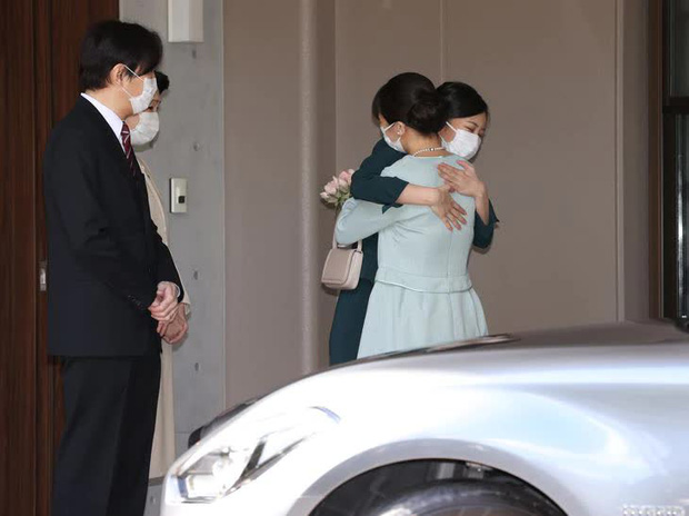 Hình ảnh cuối cùng của Công chúa Nhật trước khi làm thường dân: Mệt mỏi với đôi mắt đượm buồn trong ngày cưới đặc biệt sóng gió - Ảnh 2.