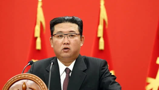 Chủ tịch Triều Tiên Kim Jong-un giảm gần 20kg, tăng cường tiếp xúc công chúng - Ảnh 1.