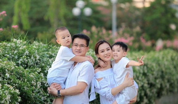 Hôn nhân đời thực bình dị của nữ Đại úy đóng vai mẹ Tuệ Nhi trong 11 tháng 5 ngày - Ảnh 4.
