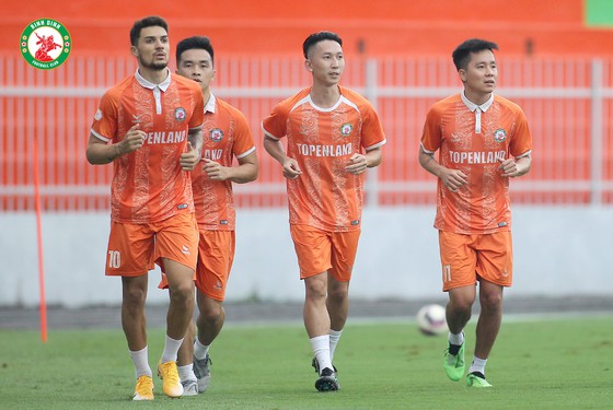 Than Quảng Ninh mất quyền dự V-League, cầu thủ trôi dạt về đâu? - Ảnh 1.