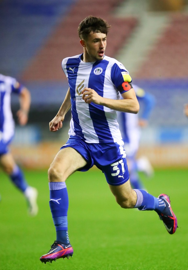 Con trai Jamie Carragher dính chấn thương kinh hoàng - Ảnh 1.