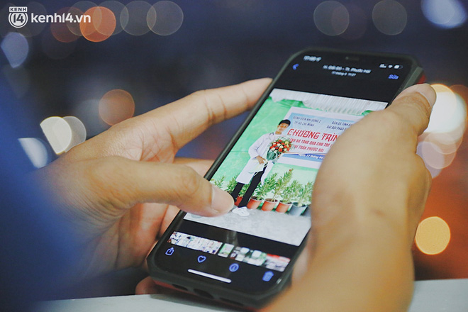 Xúc động câu chuyện đôi vợ chồng già chạy xe ba gác ở Sài Gòn, con trai là bác sĩ tuyến đầu: Bố mẹ chỉ mong sớm có bữa cơm quây quần - Ảnh 24.