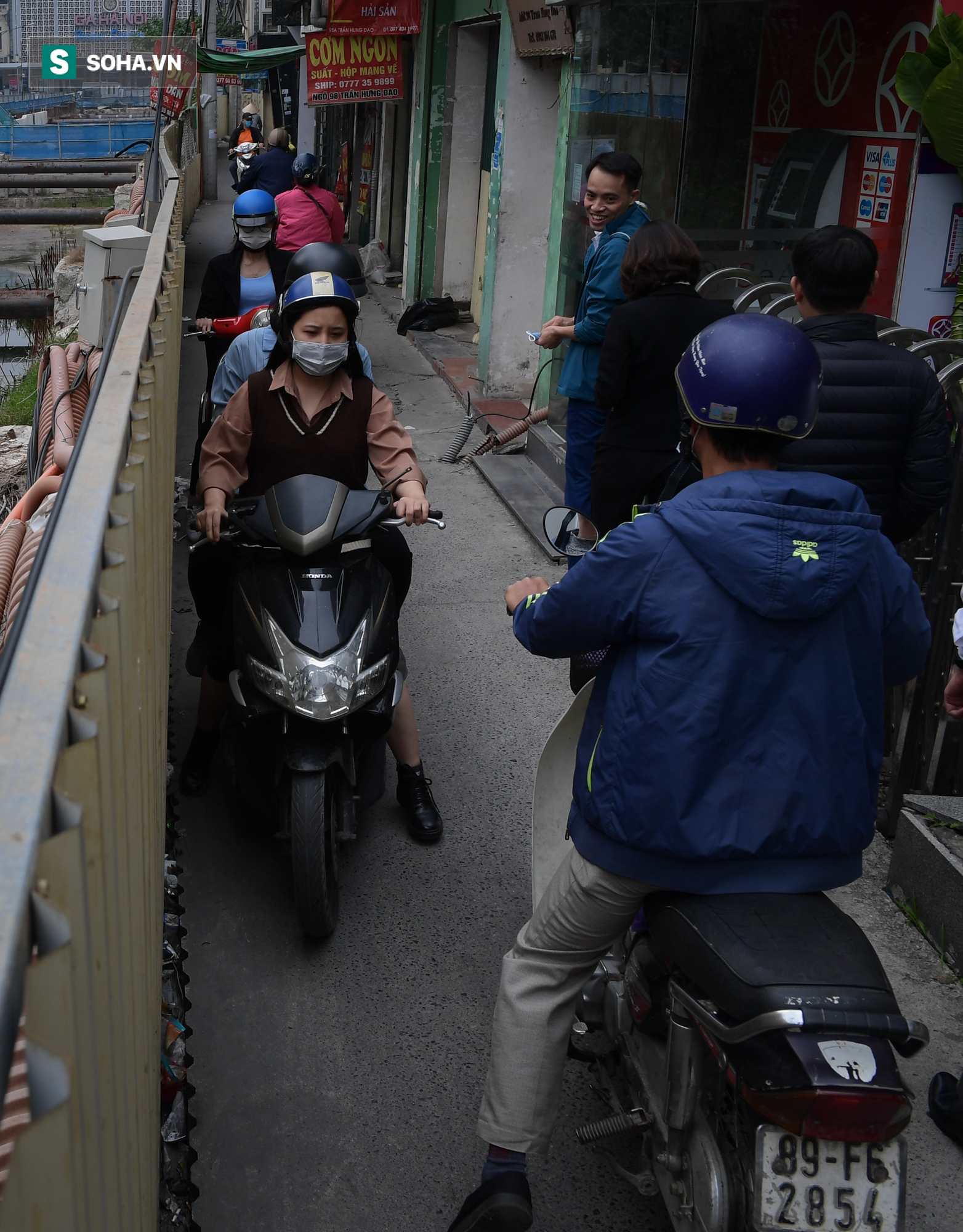 Xây trước tuyến Cát Linh-Hà Đông 1 năm, dự án Metro Nhổn-Ga Hà Nội vẫn chưa xong mặt bằng - Ảnh 8.