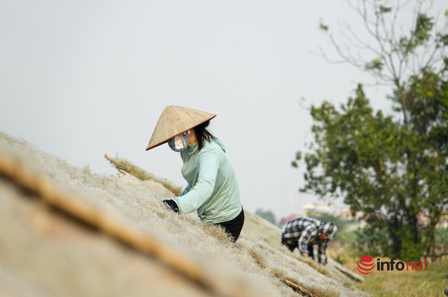 Làng miến So tất bật chuẩn bị hàng Tết, tháng cao điểm có thể lãi tiền tỷ - Ảnh 1.