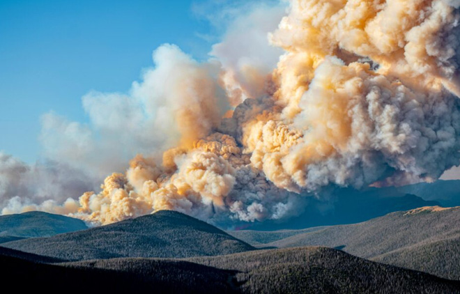 Các vụ cháy rừng kỷ lục liên quan đến hoạt động của con người sẽ ngày càng trở nên tồi tệ hơn - Ảnh 3.