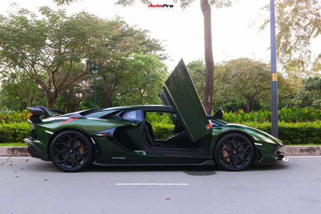 Lamborghini Aventador SVJ của CEO Pharmacity được độ thêm chi tiết nhận diện đặc trưng, chi phí chỉ bằng 1/10 so với option chính hãng - Ảnh 2.