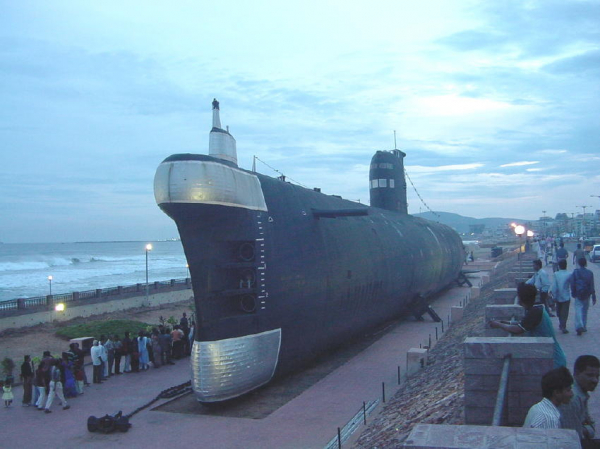 Phi vụ mua tàu ngầm bất thành của nghiệp đoàn ma túy Colombia - Ảnh 3.