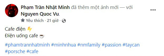 Vừa bấm biển ‘trường thọ’, ông xã Đoàn Di Băng rủ ngay Minh Nhựa đi dạo phố trải nghiệm Porsche Taycan - Ảnh 1.