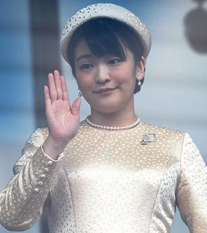 Hình ảnh hoàn toàn mới lạ của cựu Công chúa Mako sau khi rời bỏ hoàng gia: Chưa bao giờ cười thoải mái, vui vẻ và rạng rỡ đến vậy! - Ảnh 6.