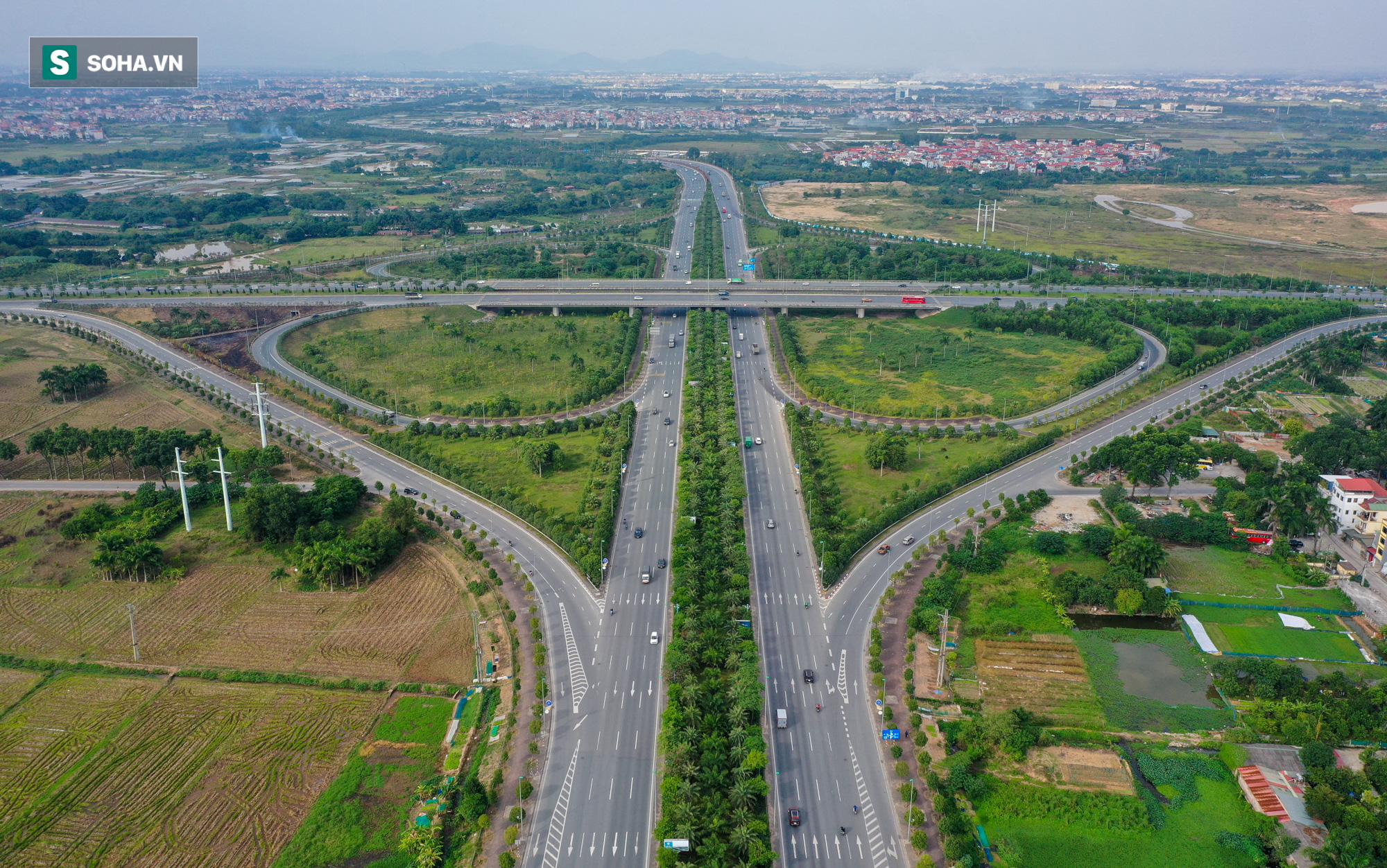 [ẢNH] Tuyến đường 6.700 tỷ hiện đại nhất Thủ đô, nối siêu dự án 93.000 tỷ với nội thành - Ảnh 1.