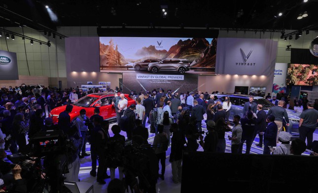 Nhìn lại Los Angeles Auto Show 2021: VinFast ‘hút’ truyền thông quốc tế - Ảnh 3.