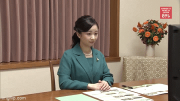 Hậu hôn lễ của chị gái, “Công chúa xinh đẹp nhất Nhật Bản” xuất hiện trước truyền thông với biểu cảm bất thường làm công chúng lo lắng - Ảnh 4.