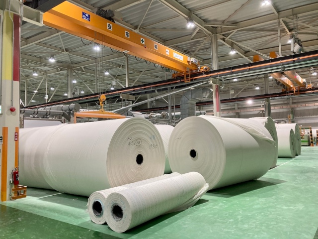 Bên trong nhà máy giấy vệ sinh Nhật Bản: Hoàn toàn tự động, tái chế đủ loại nguyên liệu, không cần tách kim loại đính kèm - Ảnh 12.