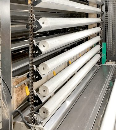 Bên trong nhà máy giấy vệ sinh Nhật Bản: Hoàn toàn tự động, tái chế đủ loại nguyên liệu, không cần tách kim loại đính kèm - Ảnh 13.