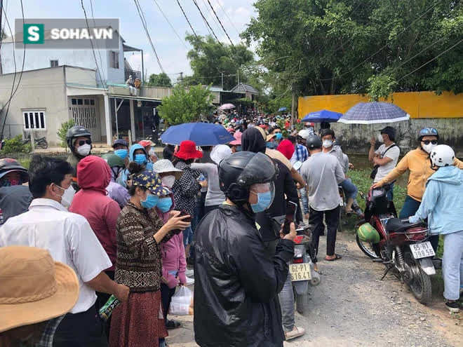 Tịnh thất Bồng Lai không mở cửa, bà Phương Hằng phải quay về cùng lời hẹn mới - Ảnh 1.