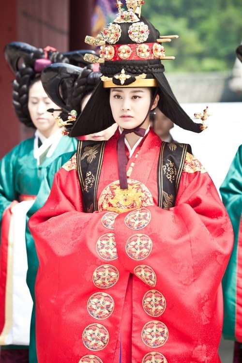 Chết mê 6 Hoàng hậu đẹp khó cưỡng ở phim Hàn - Ảnh 5.