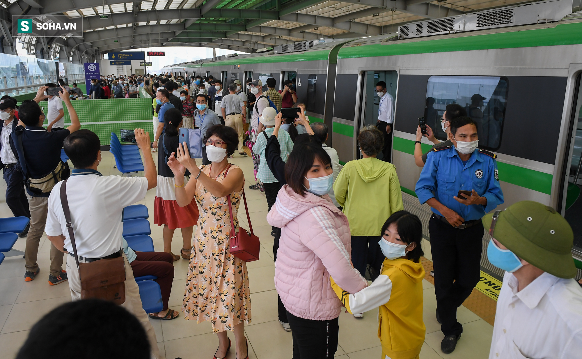 Tàu Cát Linh - Hà Đông: Chờ từ lúc độc thân, đến khi con học lớp 4 mới được đi - Ảnh 1.