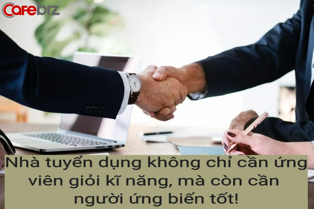 Nếu lạc trong sa mạc và chỉ còn lại 1 chai nước, bạn sẽ làm gì để sống sót? Ứng viên thông minh trả lời, lập tức được nhận chỉ sau 1 phút!  - Ảnh 2.