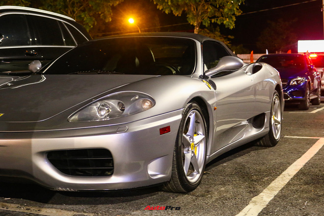 Ferrari 360 Spider đầu tiên Việt Nam tái xuất Sài Gòn: Xe cũ của Nguyễn Quốc Cường - Ảnh 10.