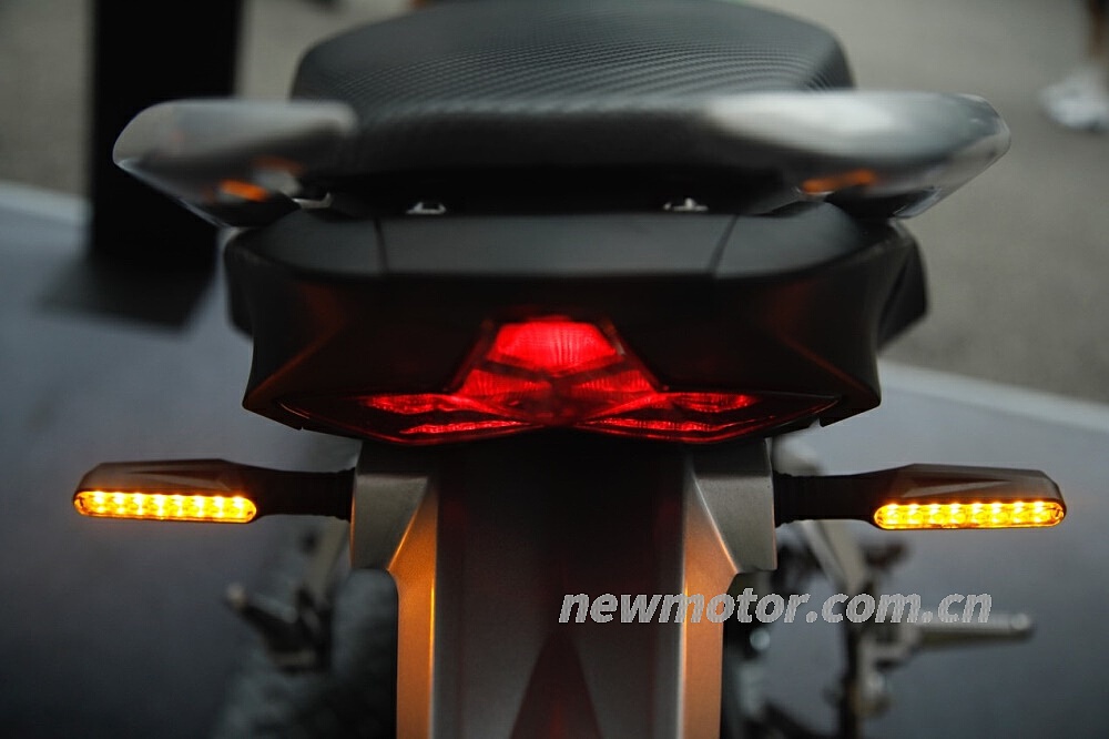 Địch thủ xe côn tay quốc dân Yamaha Exciter nâng cấp khét lẹt, giá 43 triệu đồng - Ảnh 5.