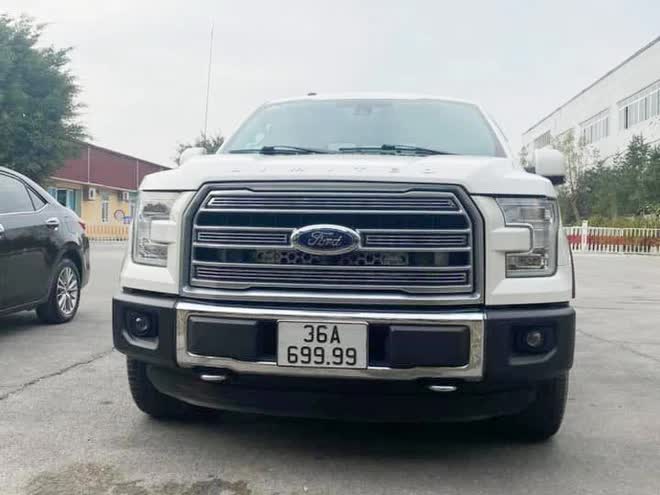 Đã giàu còn may, chủ xe Ford F-150 giá 4 tỷ đồng tại Thanh Hóa bốc trúng biển tứ quý 9, cả dãy số cũng tạo ý nghĩa đẹp - Ảnh 1.