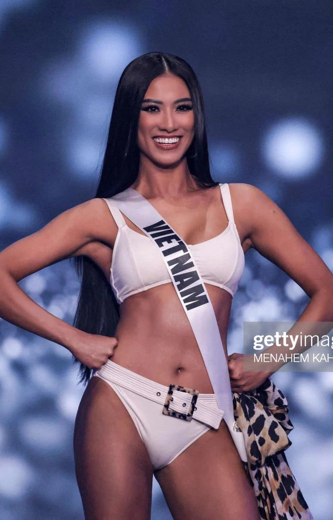 Zoom cận Kim Duyên trong đêm bán kết Miss Universe: Nhan sắc và thần thái đỉnh, cơ hội nào cho vị trí trong Top 5? - Ảnh 5.