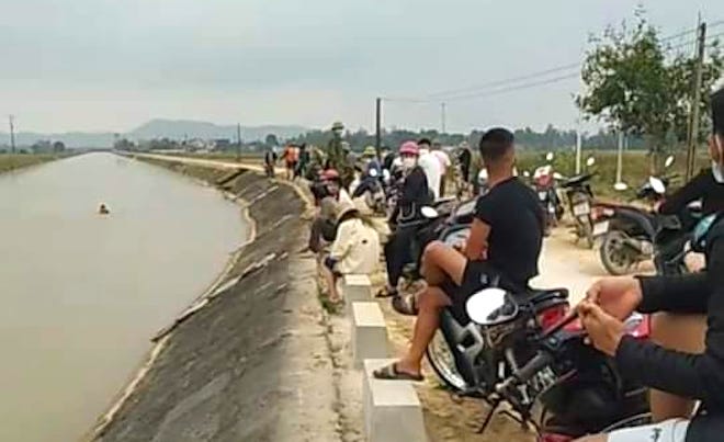 Phát hiện thi thể người phụ nữ trôi sông cách nhà hơn 10km - Ảnh 1.