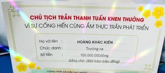 Xôn xao công ty ẩm thực thưởng Tết nhân viên trăm triệu đồng - Ảnh 1.