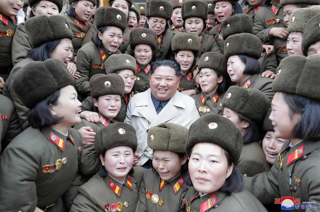  Dấu ấn một thập kỷ cầm quyền của Chủ tịch Triều Tiên Kim Jong-un  - Ảnh 13.
