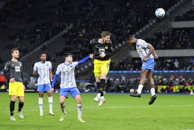 Dortmund thất bại trên sân Hertha Berlin - Ảnh 1.