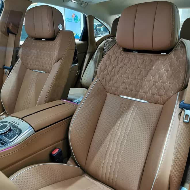 Đại lý tư nhân chào bán Hongqi H9 giá 9 tỷ đồng, khẳng định đánh bật Bentley Mulsanne và Rolls-Royce dù cùng phân khúc E-Class và 5-Series - Ảnh 7.