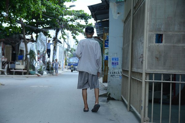 Trang Kim Sa: Tai biến nặng phải đi bán vé số, vợ biết là người chuyển giới vẫn ở bên - Ảnh 5. Trang Kim Sa: Tai biến nặng phải đi bán vé số, vợ biết là người chuyển giới vẫn ở bên - Ảnh 5.