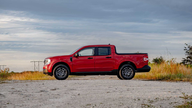 Ford Maverick đập tan quan niệm xe Mỹ tốn xăng: Đổ đầy bình đi được gần 1.000 km - Ảnh 1.