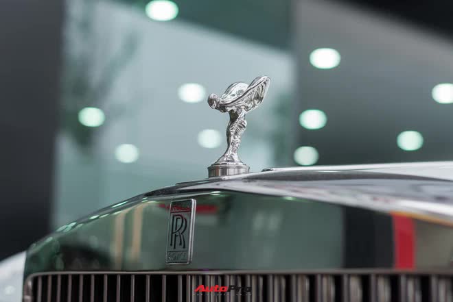 Hàng hiếm Rolls-Royce Silver Seraph sẽ lên sàn xe cũ từng thuộc sở hữu của đại gia Hải Phòng có gì đặc biệt? - Ảnh 10.