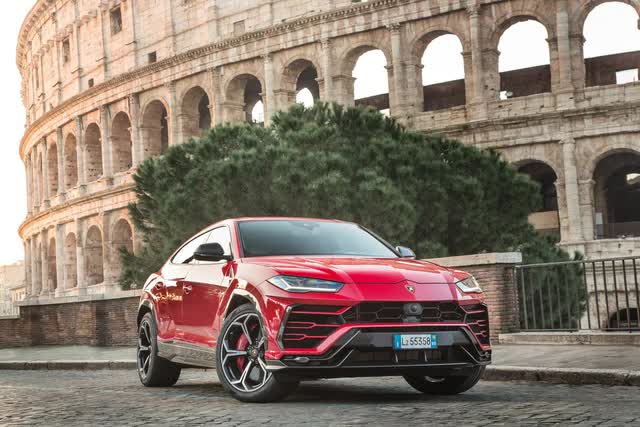 Lamborghini Urus tròn 4 tuổi, hãng xe Ý đã hưởng lợi gì từ siêu SUV trong gần nửa thập kỷ qua? - Ảnh 1.