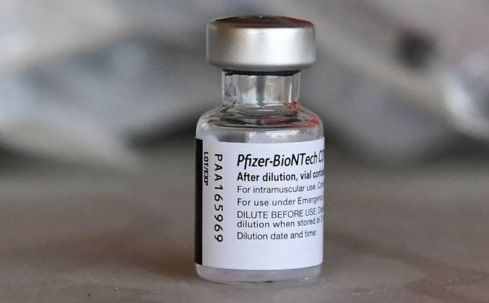 Vắc xin Pfizer rời kho "siêu lạnh" cần được rã băng, bảo quản thế nào để không bị hỏng?
