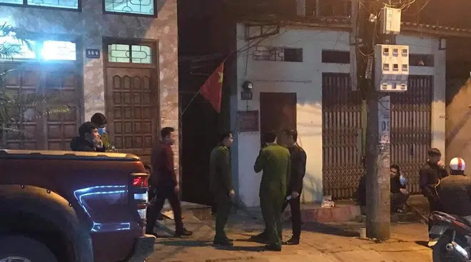 Hé lộ nguyên nhân gã trai giết người tình là nhân viên karaoke mới sinh con - Ảnh 2. Hé lộ nguyên nhân gã trai giết người tình là nhân viên karaoke mới sinh con - Ảnh 2.