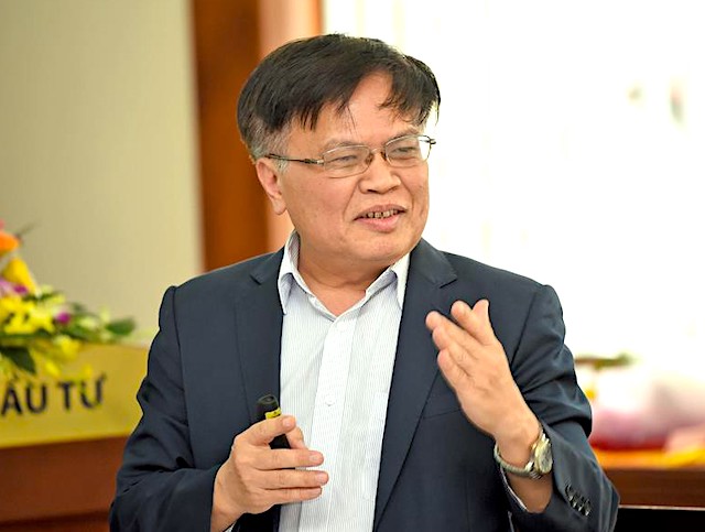  TS Nguyễn Đình Cung: Việt Nam cần nỗ lực cải cách vượt bậc để đạt mục tiêu tăng trưởng giai đoạn tới  - Ảnh 1.