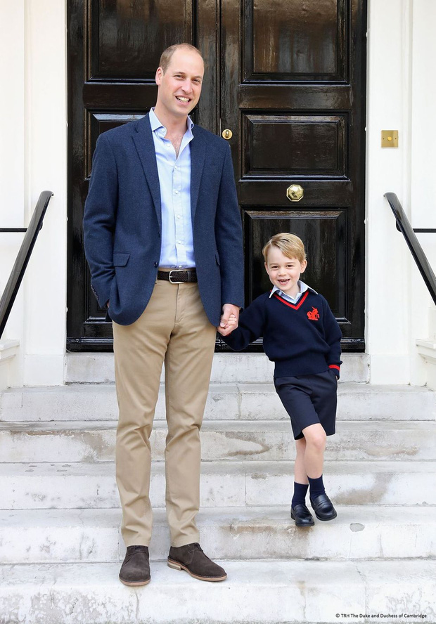 Đức Vua tương lai của Hoàng gia Anh: Những khoảnh khắc thần thái ngất trời của Hoàng tử bé George, mới 7 tuổi nhưng đã ra dáng anh cả - Ảnh 19.