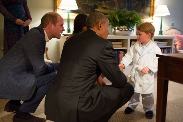Đức Vua tương lai của Hoàng gia Anh: Những khoảnh khắc thần thái ngất trời của Hoàng tử bé George, mới 7 tuổi nhưng đã ra dáng anh cả - Ảnh 25.
