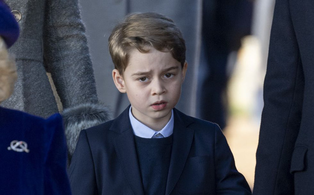 Đức Vua tương lai của Hoàng gia Anh: Những khoảnh khắc thần thái ngất trời của Hoàng tử bé George, mới 7 tuổi nhưng đã ra dáng anh cả - Ảnh 6.