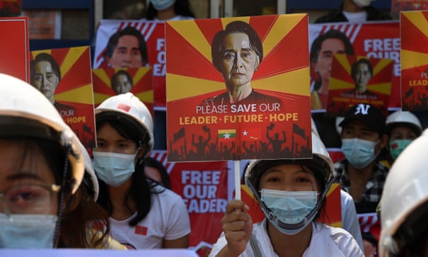 Người Myanmar tiếp tục biểu tình bất chấp động thái mới của quân đội - Ảnh 3.