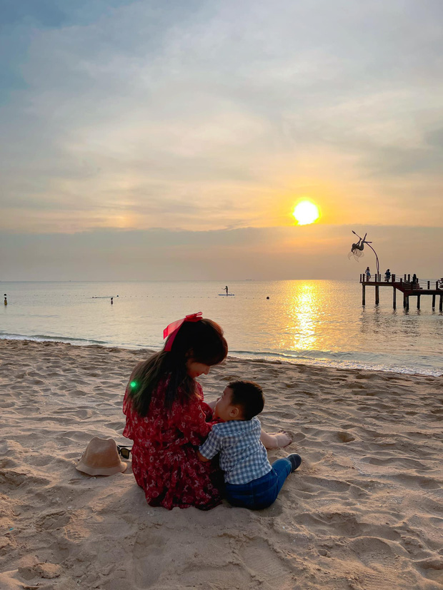 Chuyện tình 3 năm của Hòa Minzy và thiếu gia Minh Hải: Từ nghi vấn “toang” đến tin đồn kết hôn, cái kết viên mãn nhất chính là quý tử đầu lòng - Ảnh 26.