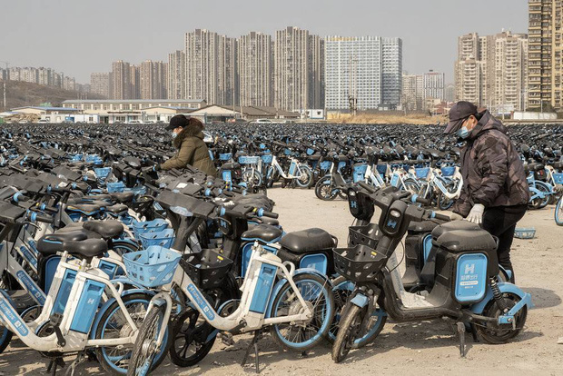 Hoa mắt chóng mặt với nghĩa trang xe thây ma ở Trung Quốc: Hơn 500 nghìn chiếc xe máy điện chơ vơ giữa lòng thành phố - Ảnh 5.